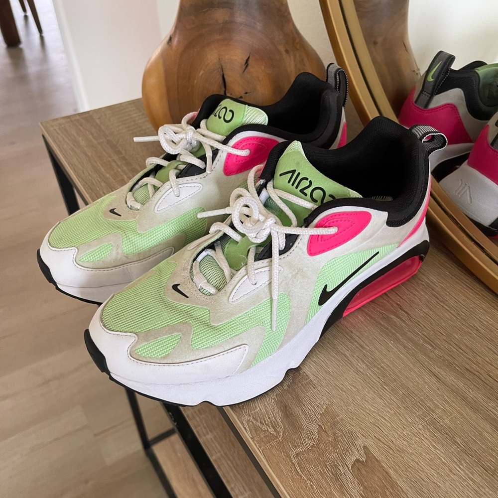 Nike Air Max 200